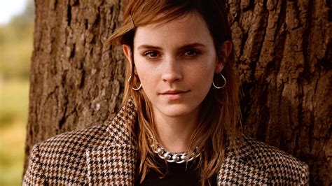 gucci emma|Emma Watson joins board of Gucci owner Kering .